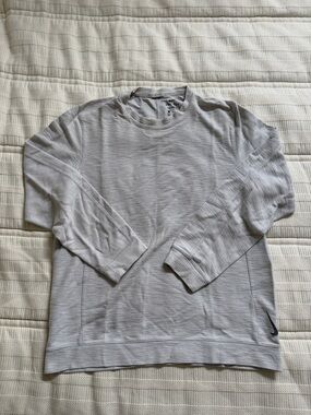 Nike Light Gray Crew Long Sleeve Performance Top